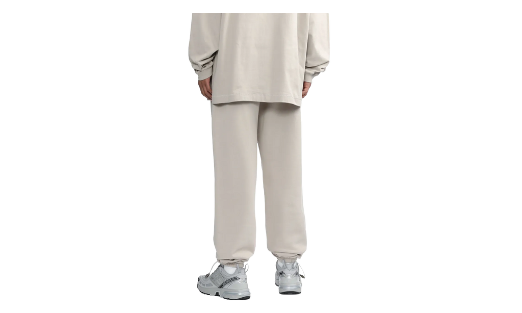 Essential Sweatpants "Silver Cloud" 130BT232022F