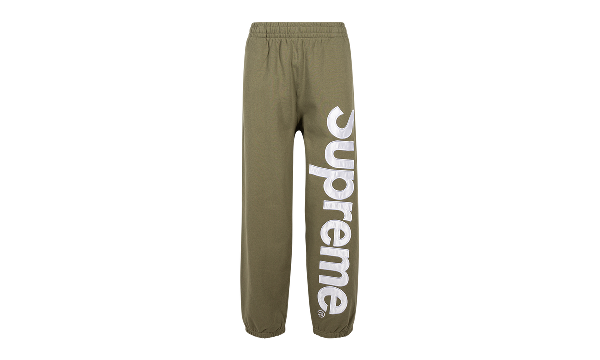 Satin Appliqué Sweatpant "FW23 - Light Olive" SU100083