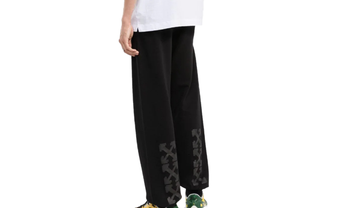 Rubber Arrow Slim Sweatpants "Black" OMCH029F21FLE0011010
