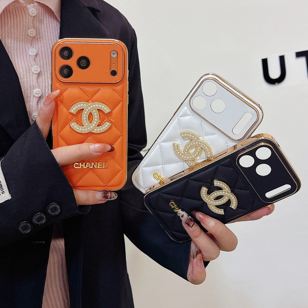 Leather Phone Case Diamond Logo with Gold Label For iPhone 17/ 16 /15 / 14