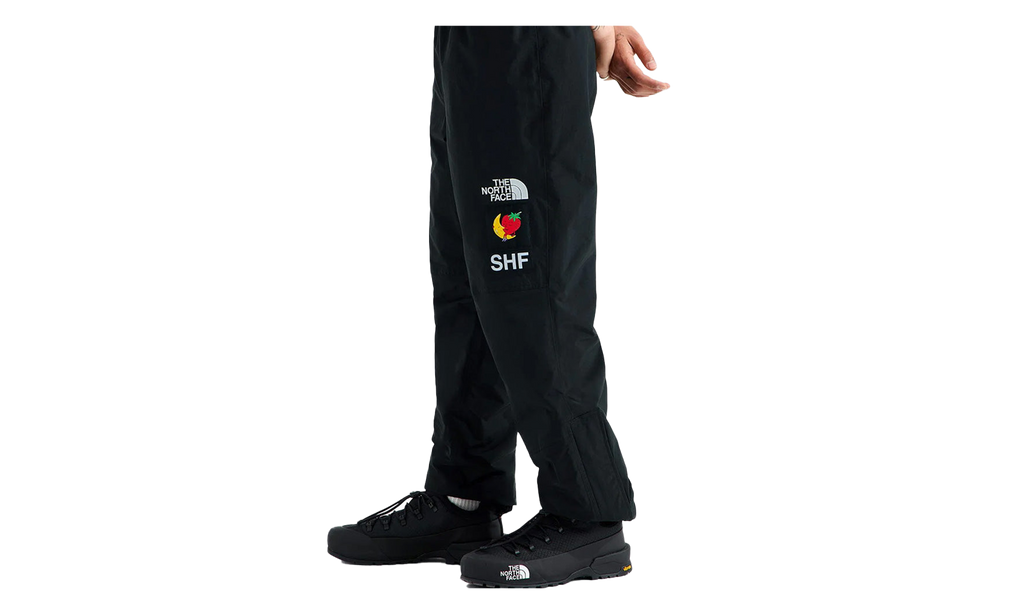 MTN Nylon Pant "Sky High Farm - Black" NF0A8HHMJK31